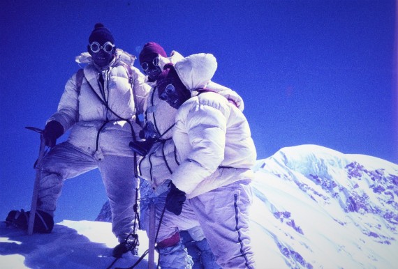 Ljubo Juvan s šerpama na Koti 7538 m